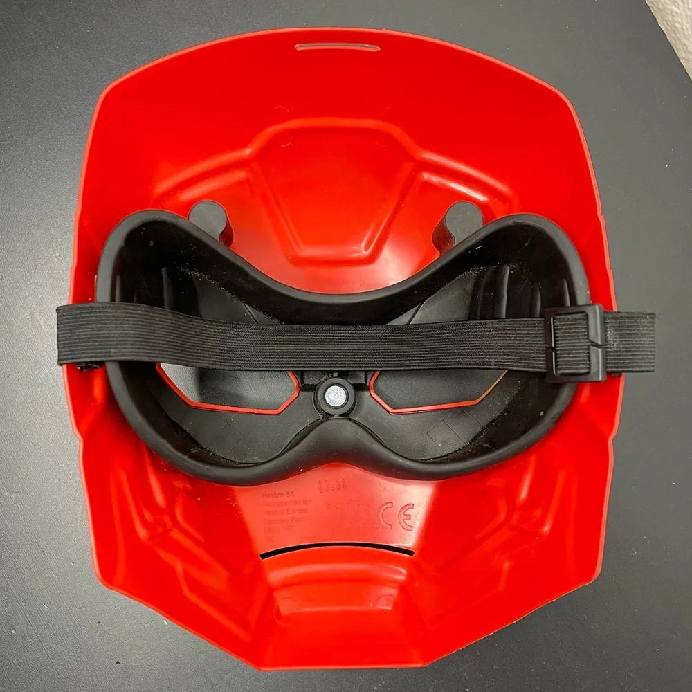 Marvel Iron Man Children’s Hard Plastic Halloween Mask - Red Black and Gold - Picture 8 of 9